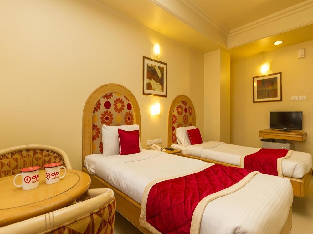 Hotel Capital O 333 Crystal Homes