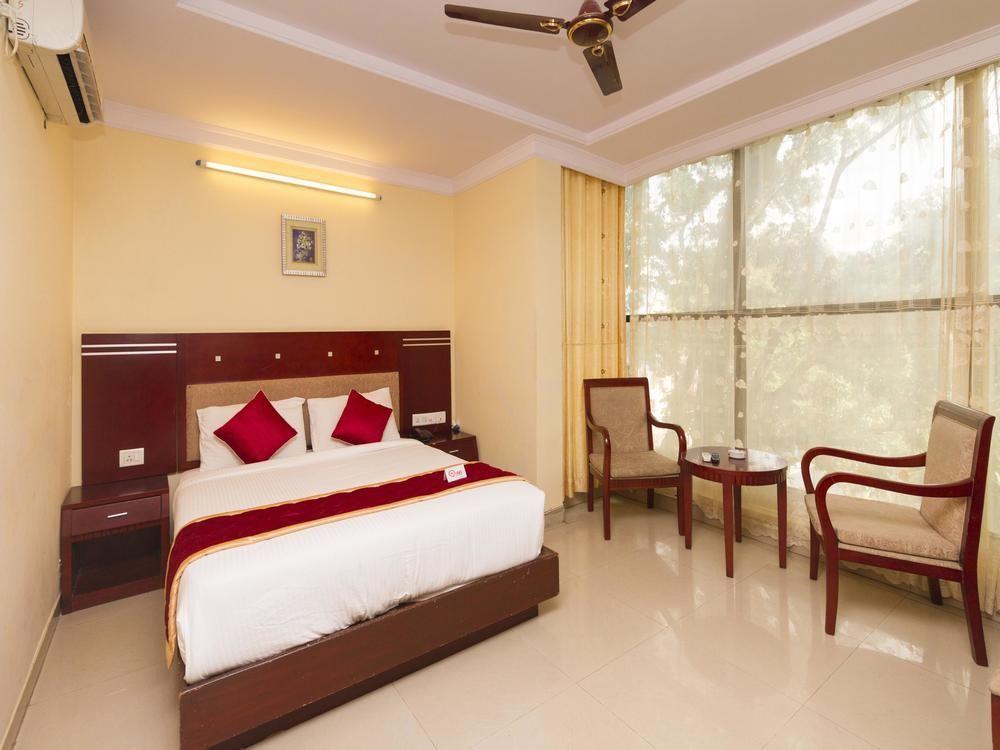 Hotel Fabhotel Barons Jayanagar