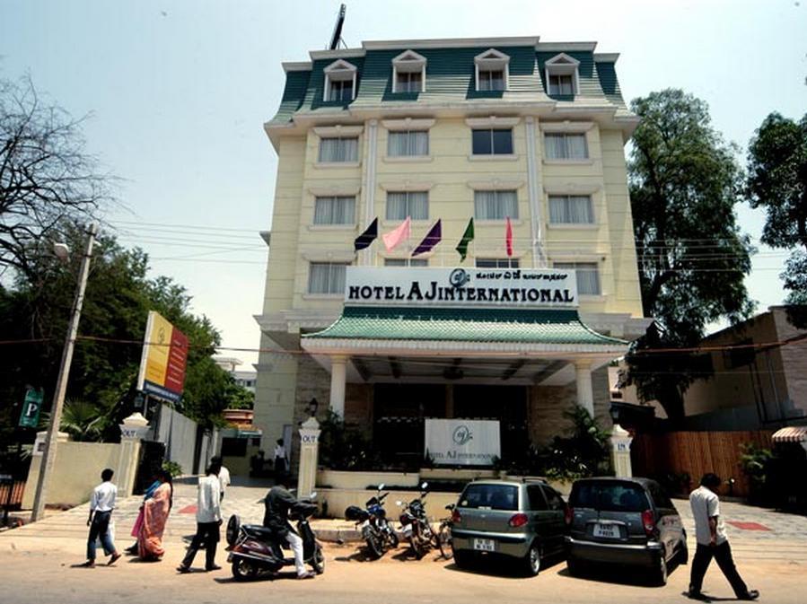 Hotel Aj International 2*