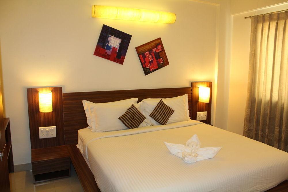 Hotel Capital O 14972 Ekaa