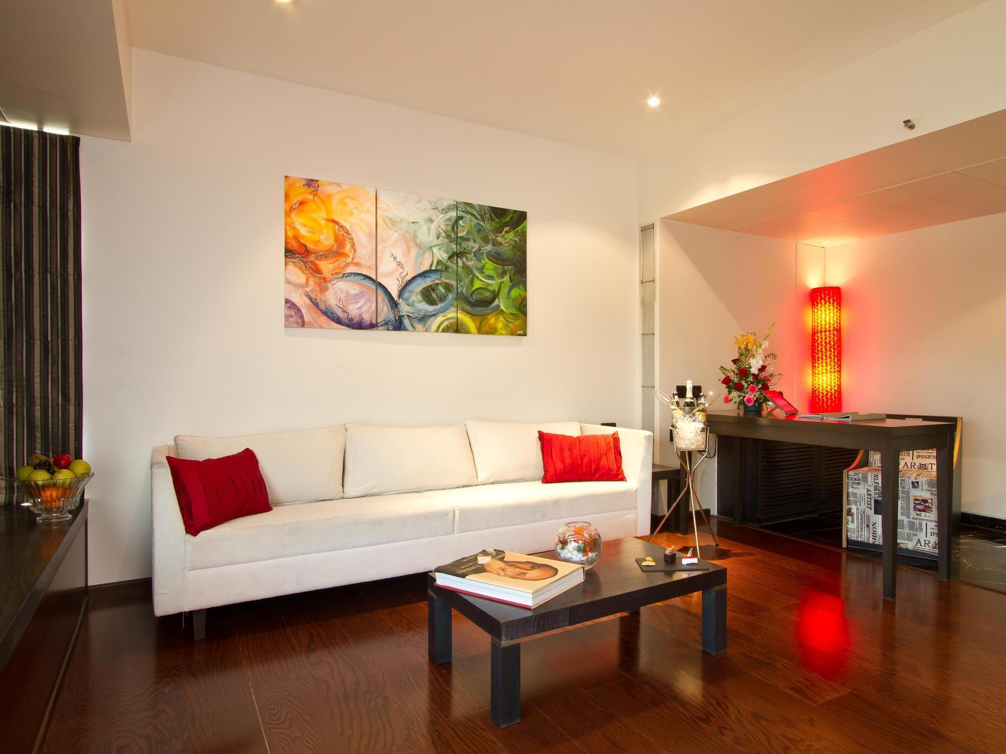 Svenska Design Hotel, Electronic City, Hotel 5*