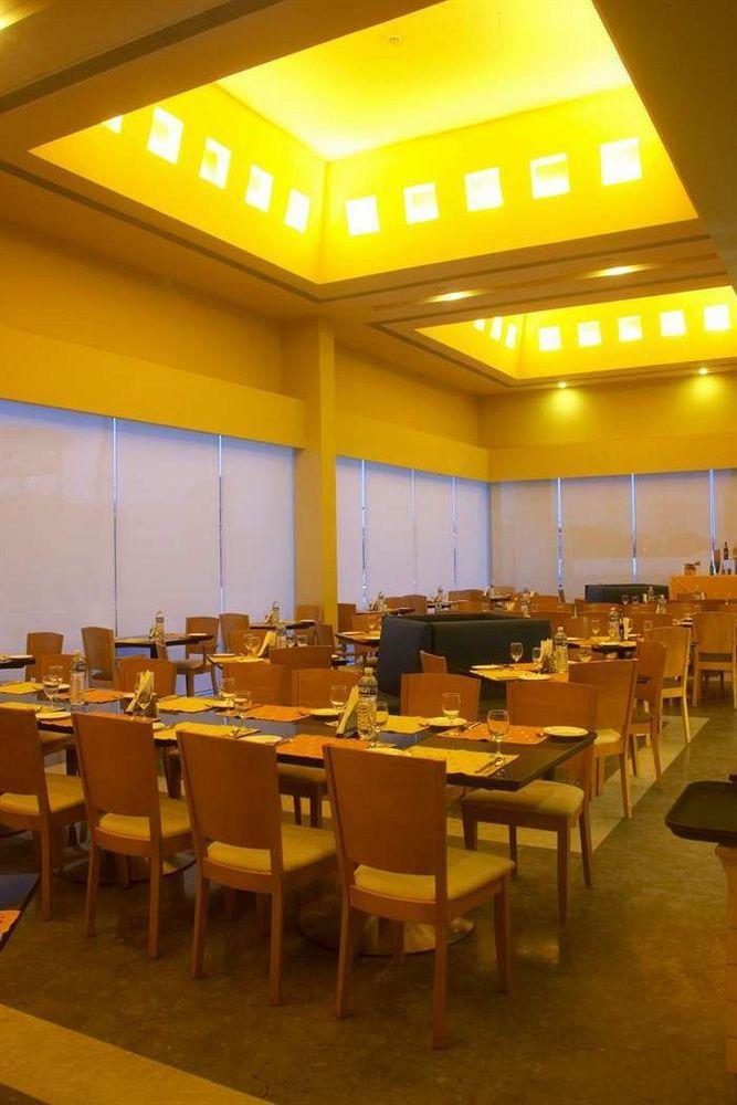 Radha Hometel Hotel 3*