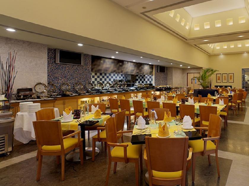 Radha Hometel Hotel 3*