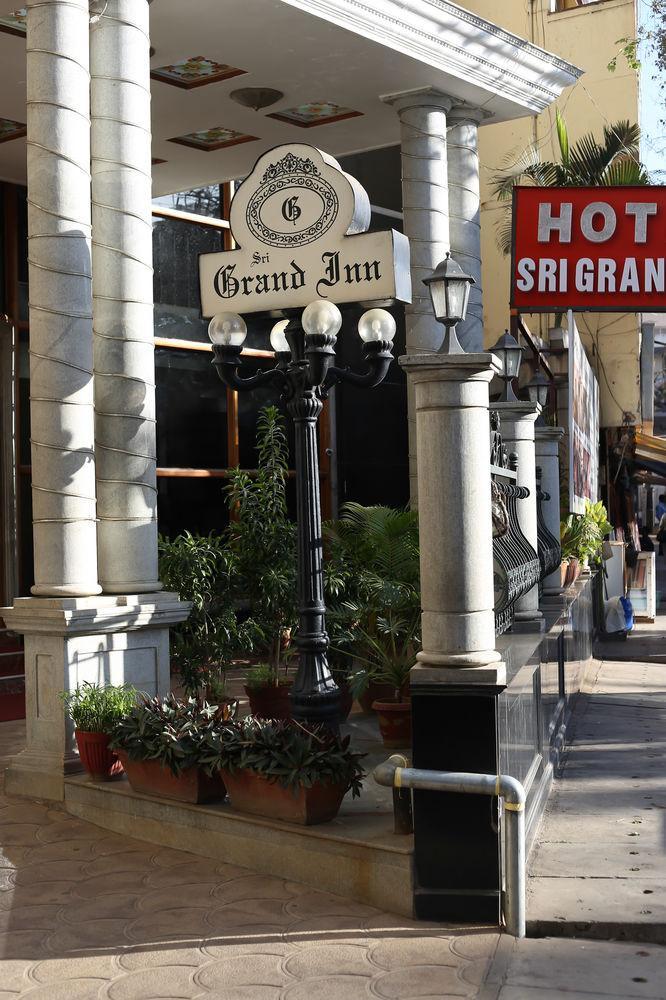Oyo 373 Hotel Grand Inn Hotel 3*