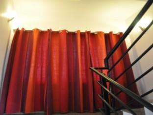 Thyme The Transit Bed & Breakfast 2*