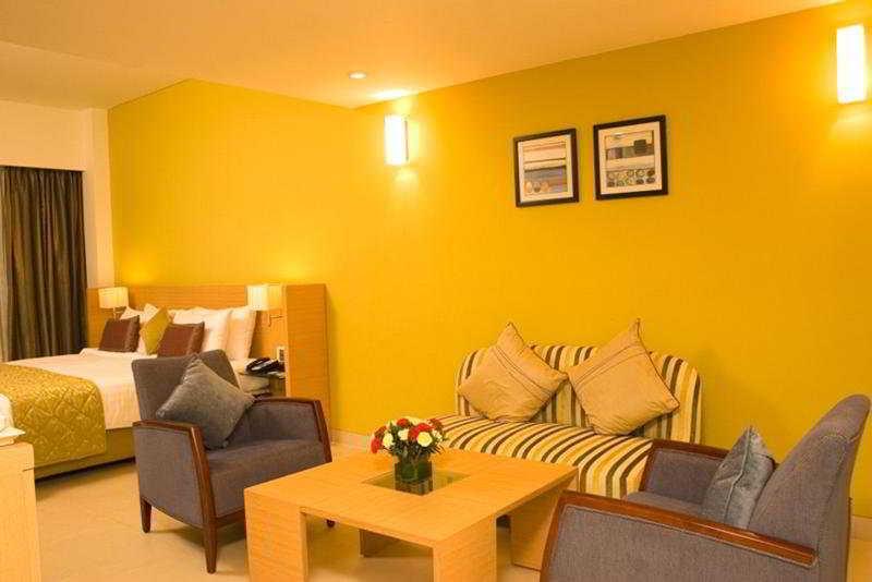 Radha Regent Electronic 4* Bangalore