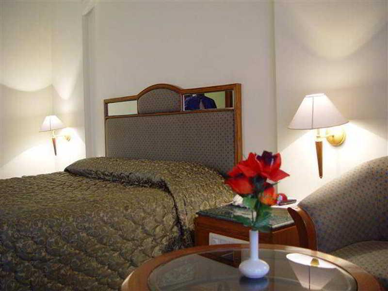 Maurya 3* Bangalore