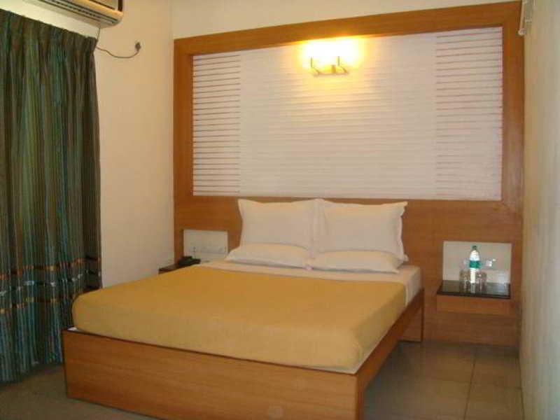 Akshaya Lakshmi Comfort 3* Bangalore