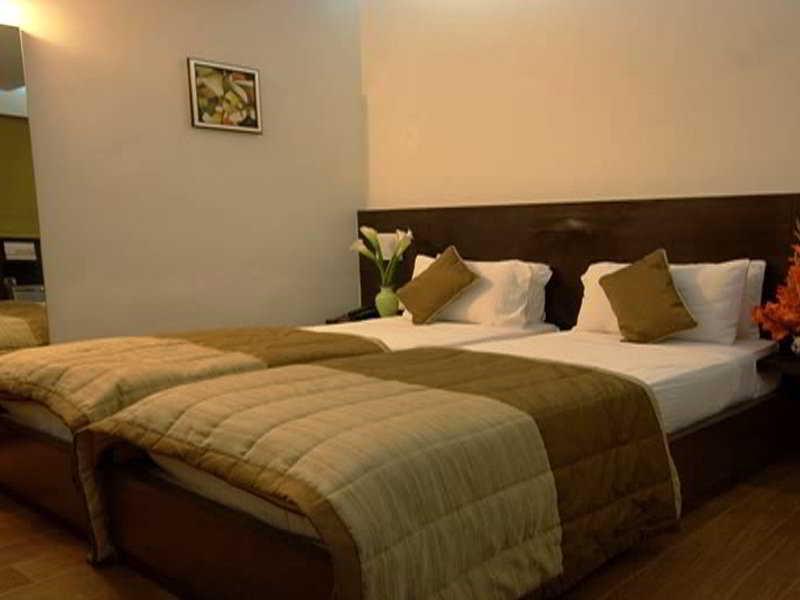 Treebo Trend Edge St Marks Road 3* Bangalore