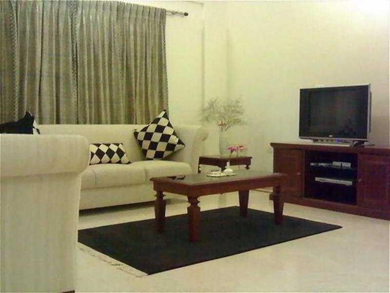Justa Off Mg Road 4* Bangalore