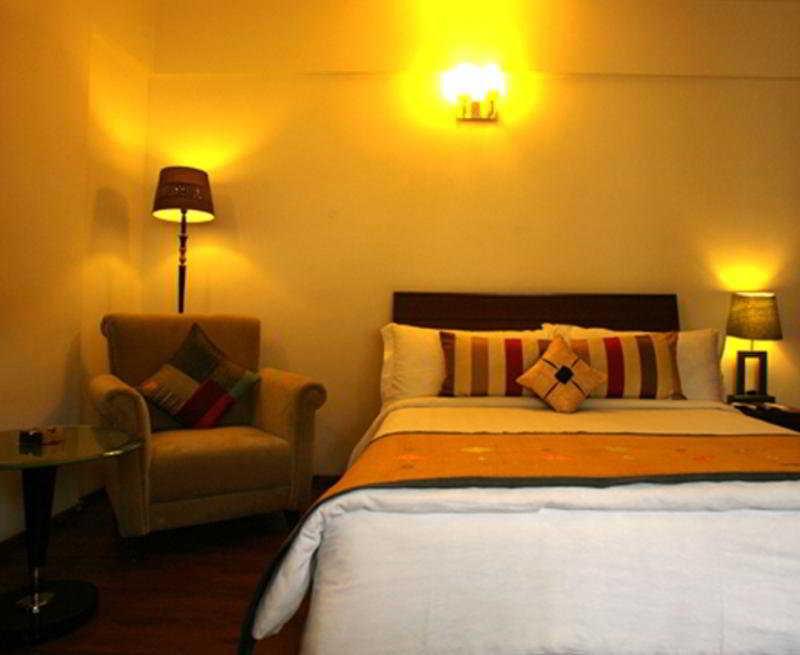 Hotel Justa Off Mg Road 4*