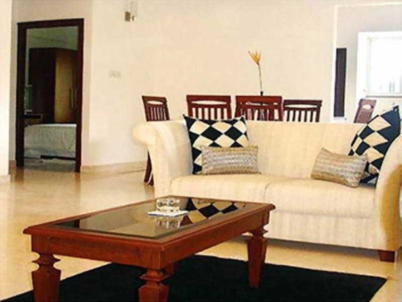 Justa Indiranagar Aparthotel 4*