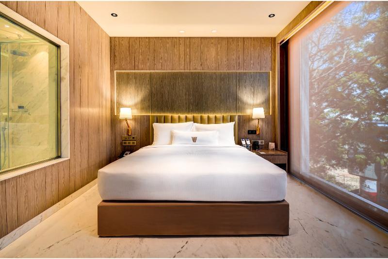 The Solitaire Hotel