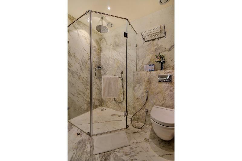 Hotel The Solitaire 4*