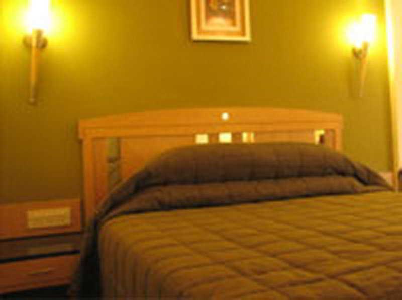 Hotel Dr Rajkumar International 3*