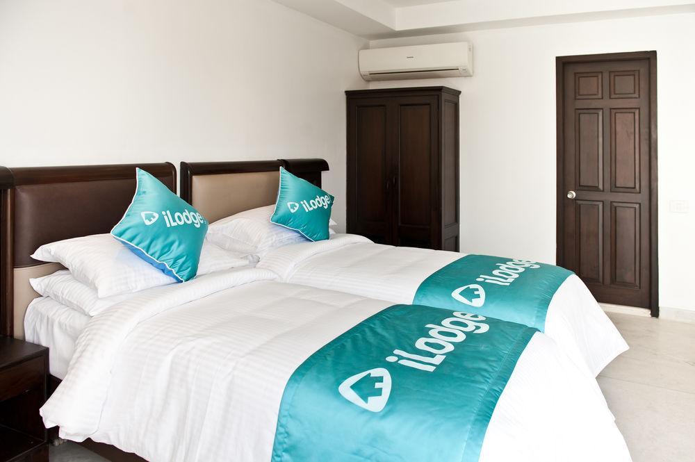 Paraag Hotel