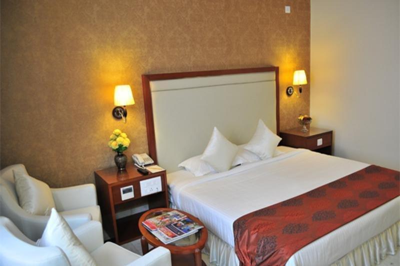 Paraag Hotel