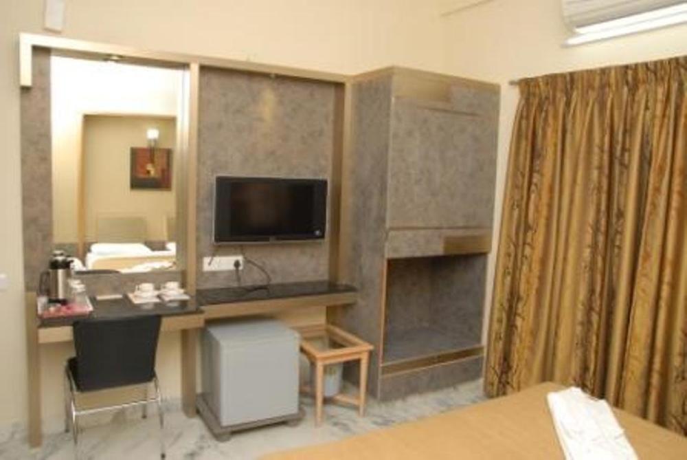 Manasa Paradise Hotel 3*