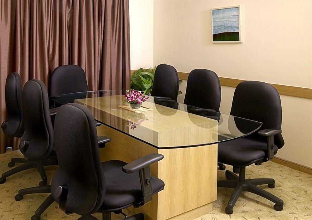 The Chancery Pavilion 5* Bangalore