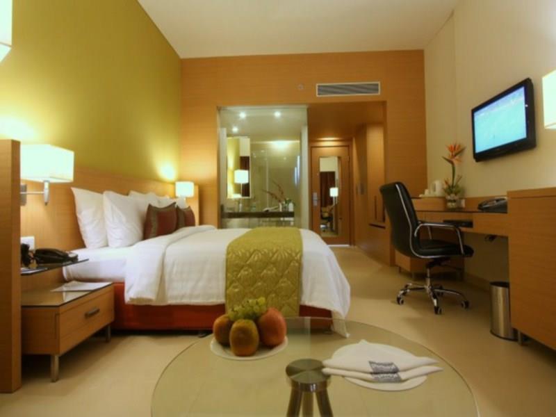 Radha Regent Electronic Hotel 4*