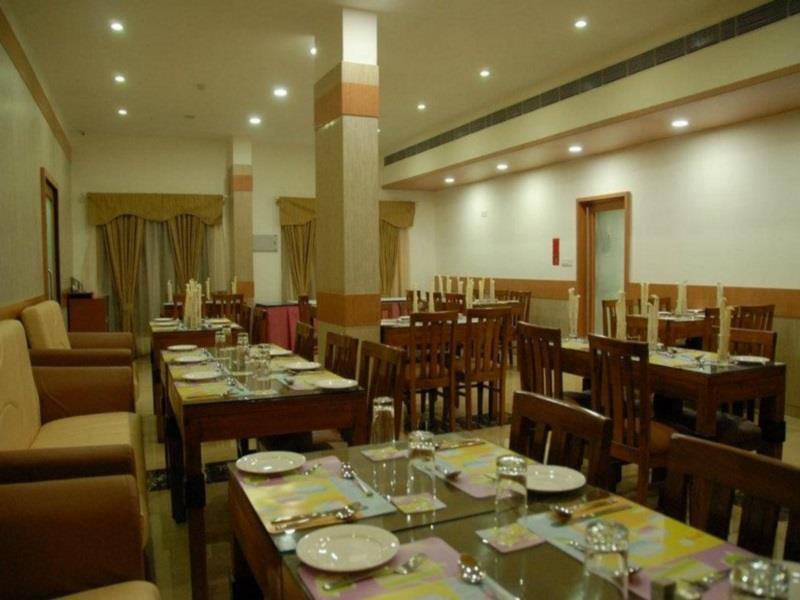 Meenal Hotel