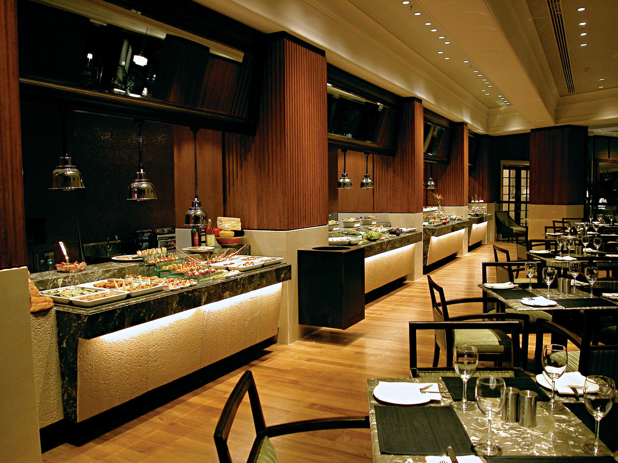 Resort Taj West End 5*