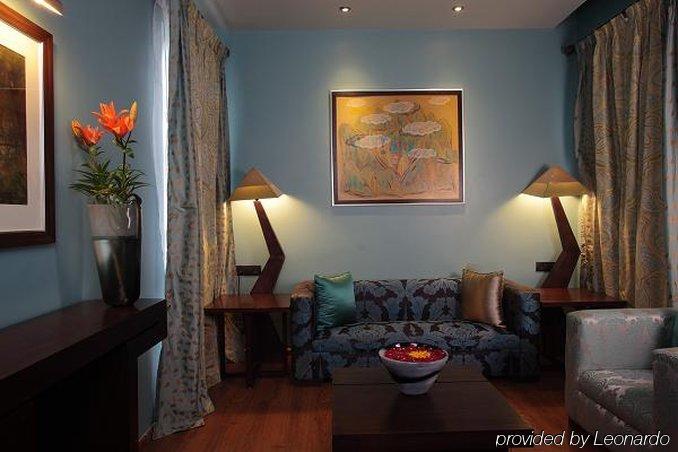 Lakeview Residences 3*