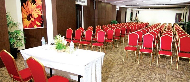 Hotel Fairfield By Marriott Whitefield 4*