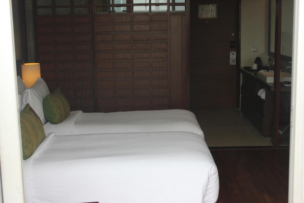 & Whitefield Hotel Bangalore