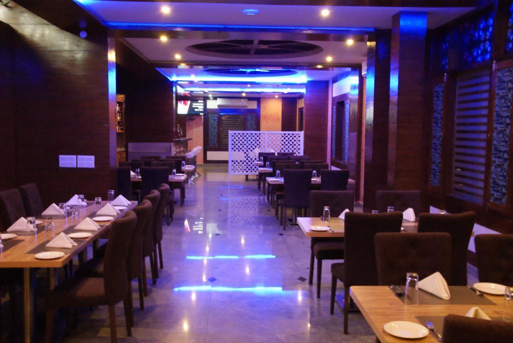 Rosewood International Hotel 3*