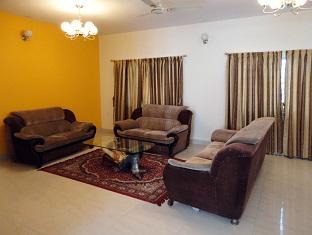 Paalmgrove Residency Hotel