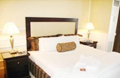 Select Hotel