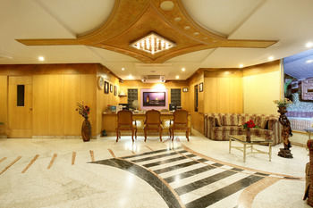 Hotel Fabhotel Grand Continent Jp Nagar 3*