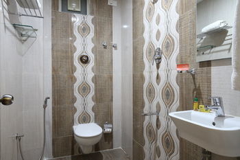 Fabhotel Bharini Electronic Hotel Bangalore