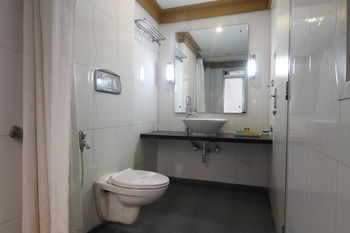 Fabhotel Berrys Marathahalli Hotel 3*