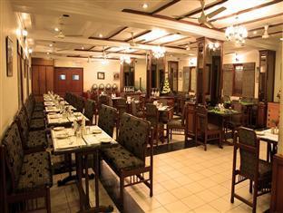 Fabhotel Royale Basant Residency - Gandhinagar