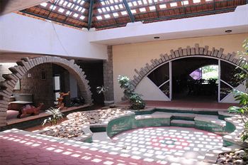 Hotel Green Valley Resorts Bangalore
