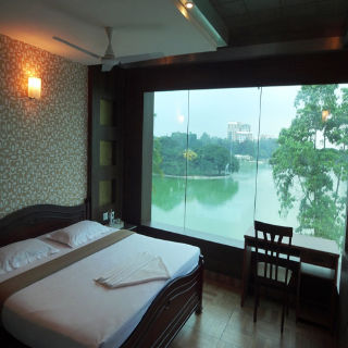Habitat Serviced Bed & Breakfast Bangalore