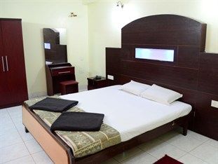 Hotel Treebo Paul's 3*