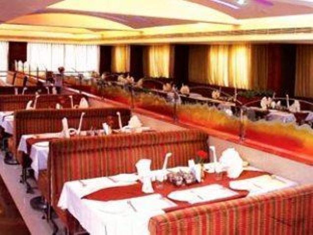 Hotel Nandhini - St. Marks Road 2*
