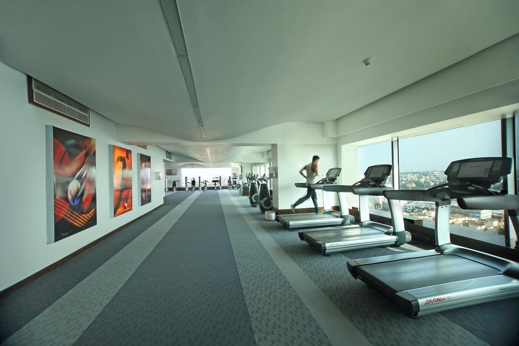 Hotel Gokulam Grand & 5*