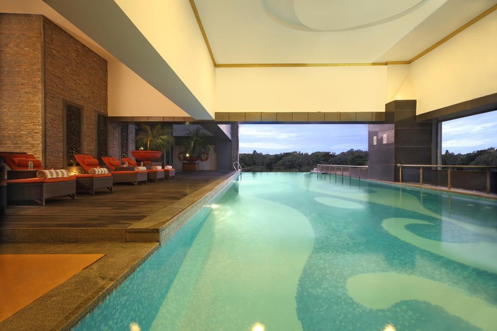 Gokulam Grand & Hotel