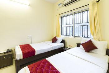 Super Oyo Capital O Premium Hotel Victoria Heights Near Sri Someshwara Swami Temple Hotel
