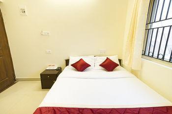 Super Oyo Capital O Premium Hotel Victoria Heights Near Sri Someshwara Swami Temple Hotel 3*