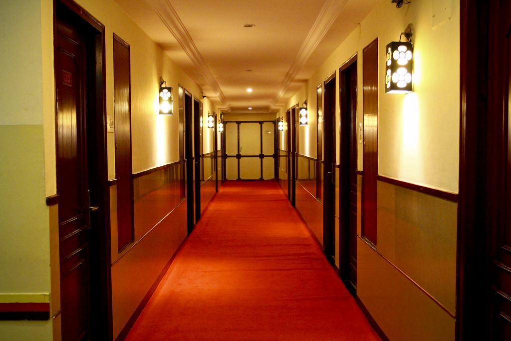 Hotel Swagath 2*