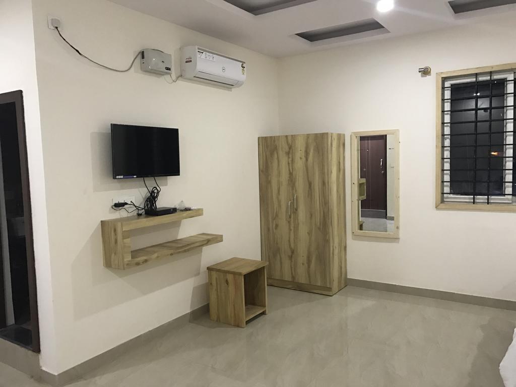 Avigna Lokesh 3* Bangalore