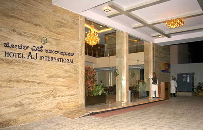 Hotel Aj International