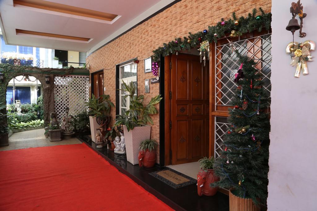 Bed & Breakfast Terrace Gardens Bangalore