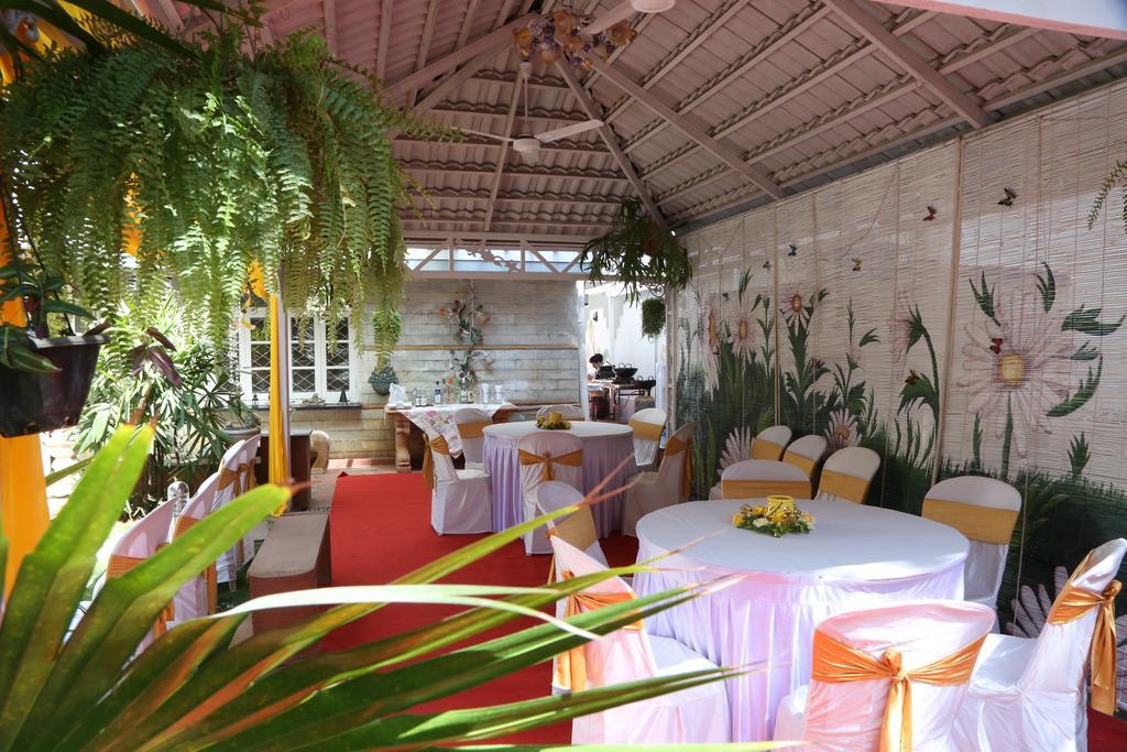 Bed & Breakfast Terrace Gardens Bangalore