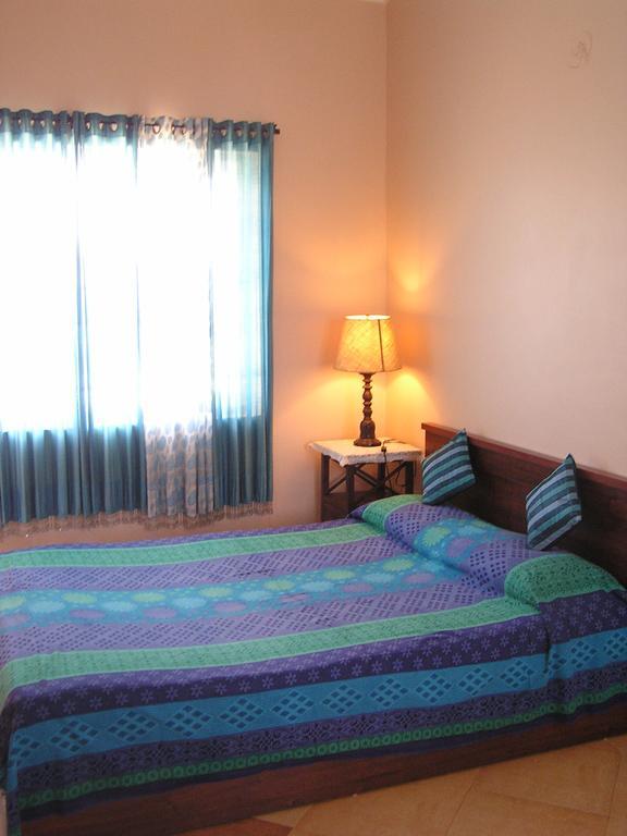 Camelot Bed & Breakfast 3*